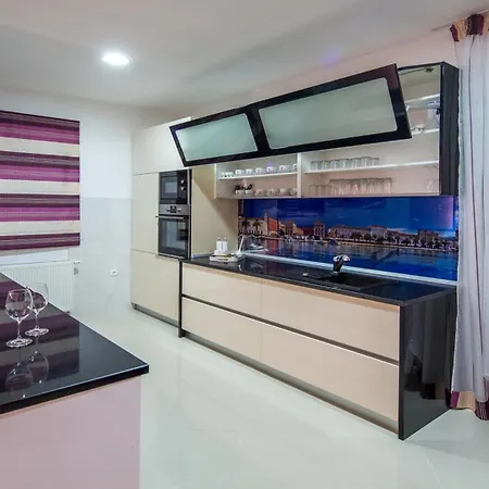 Luma Villa *